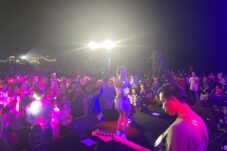 Kemeriahan Festival Musik Pantai di Kampung Teluk Sulaiman, Kecamatan Biduk-Biduk.
