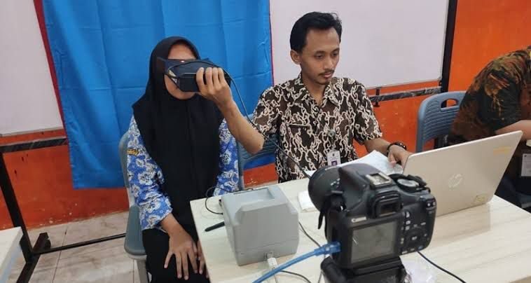 Pelayanan administrasi kependudukan yang dilakukan Disdukcapil Kabupaten Berau.