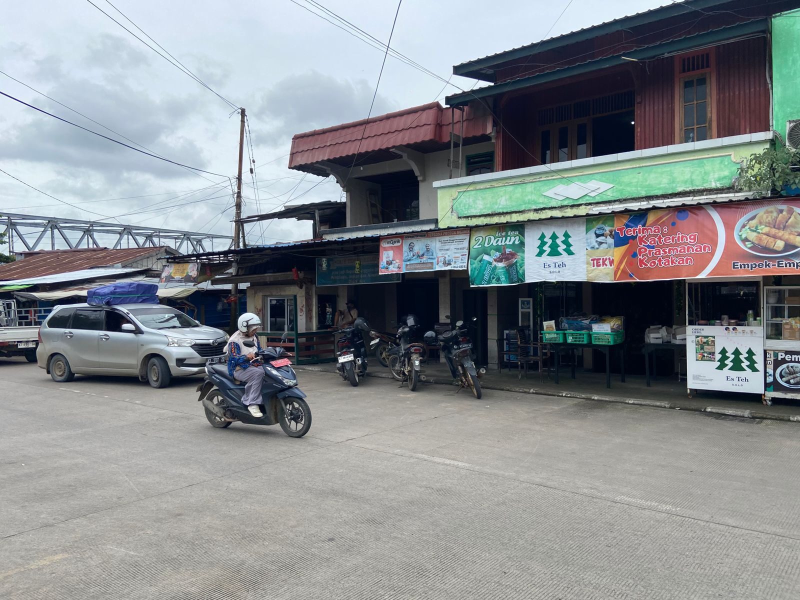 Kondisi terkini lokasi penangkapan terduga teroris di Jalan Milono, Tanjung Redeb, Berau