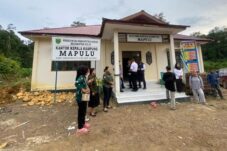Kampung Mapulu, Kecamatan Kelay, sebelumnya berhasil naik status dari tertinggal menjadi berkembang.