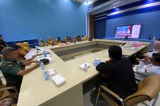 Suasana peluncuran program 80 ribu Koperasi Desa Merah Putih (KDMP) secara daring di Ruang Virtual Diskominfo Berau, Senin (21/7/2025). (Sulaiman/BT)