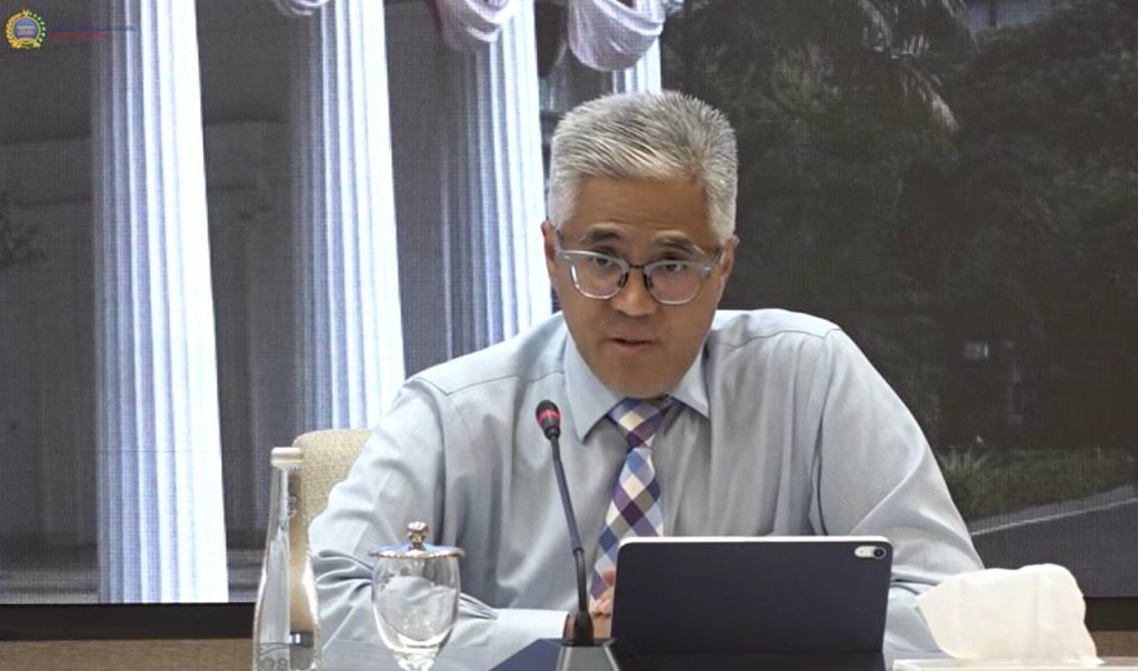 Jubir Kemlu Roy Soemirat 