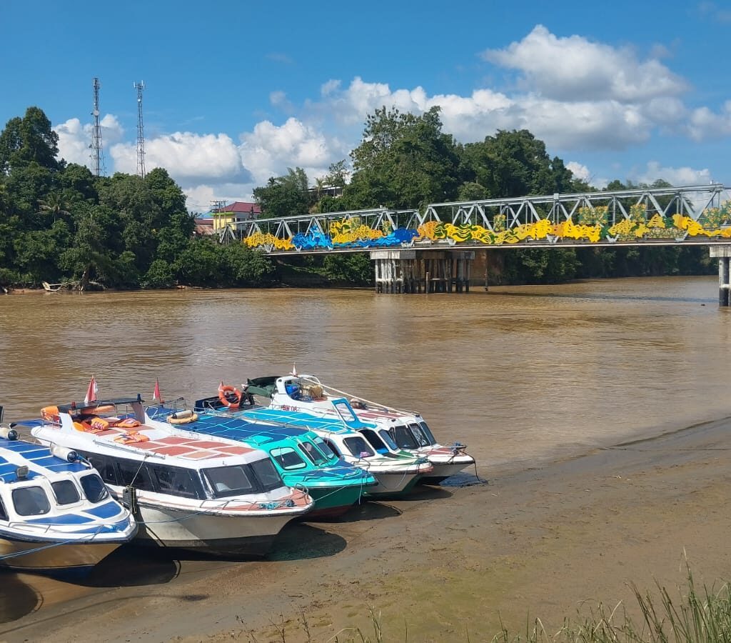 Speedboat di Dermaga Wisata Sanggam, Tanjung Redeb