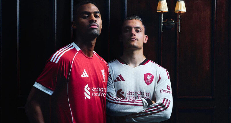 Liverpool luncurkan jersey baru