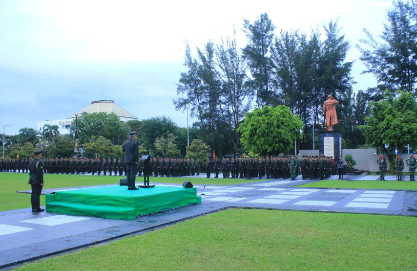 Pangdam VI/Mulawarman, Mayjen TNI Rudy Rachmat Nugraha pimpin upacara