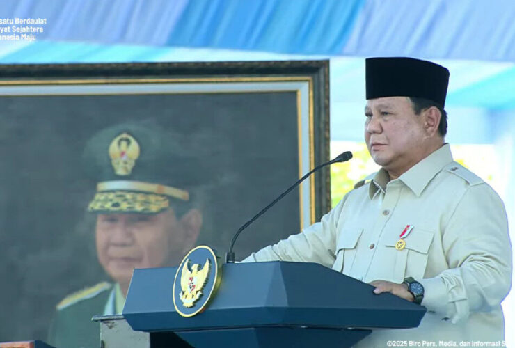 Presiden Prabowo hadiri upacara gelar pasukan operasional dan upacara kehormatan militer