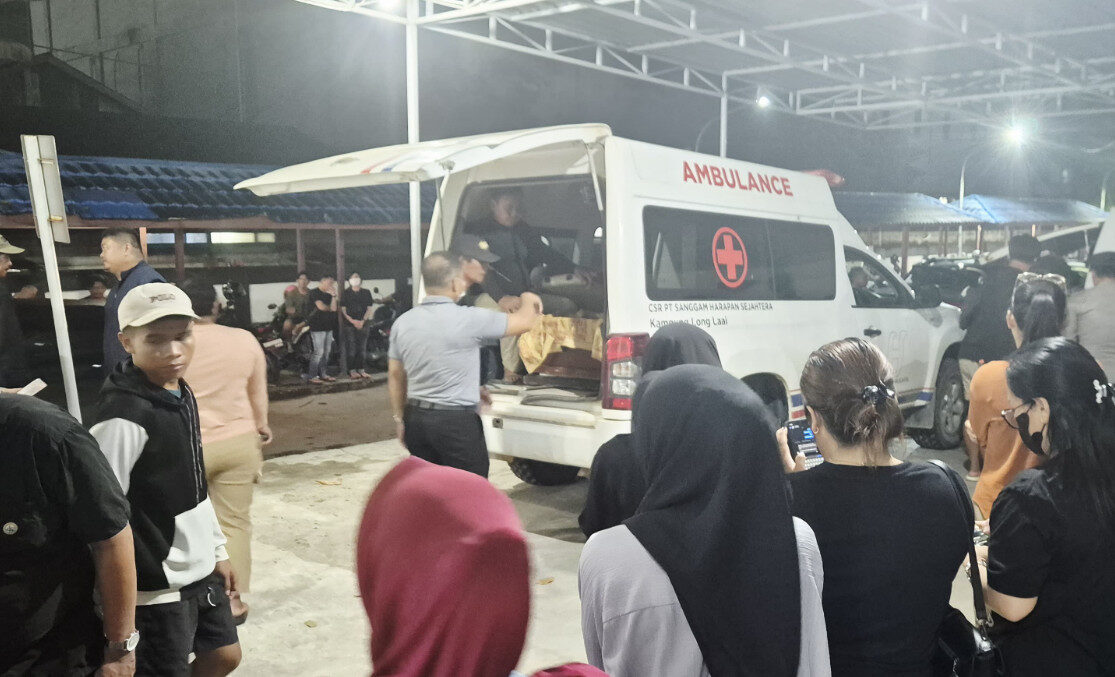 Jenazah korban pembunuhan JU saat berada di RSUD Abdul Rivai