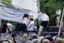 Demo tuntut Bupati Pati Sudewo mundur protes kebijakan naikan PBB