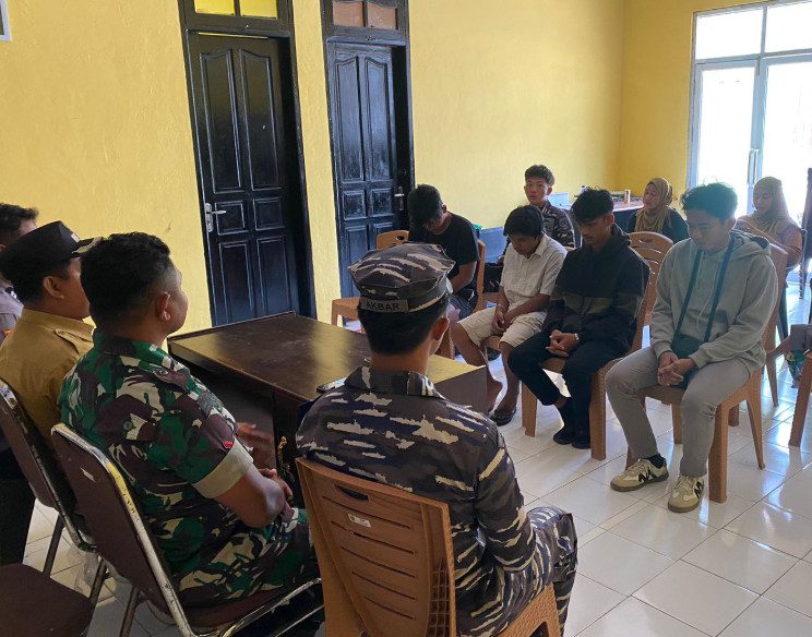 Pemuda yang tunggangi penyu hijau di Pulau Derawan Berau meminta maaf