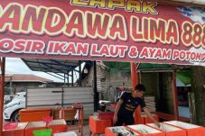 Warganet Berau Keluhkan Harga Ikan Mahal, Pedagang di Tanjung Redeb Singgung Bulan Terang