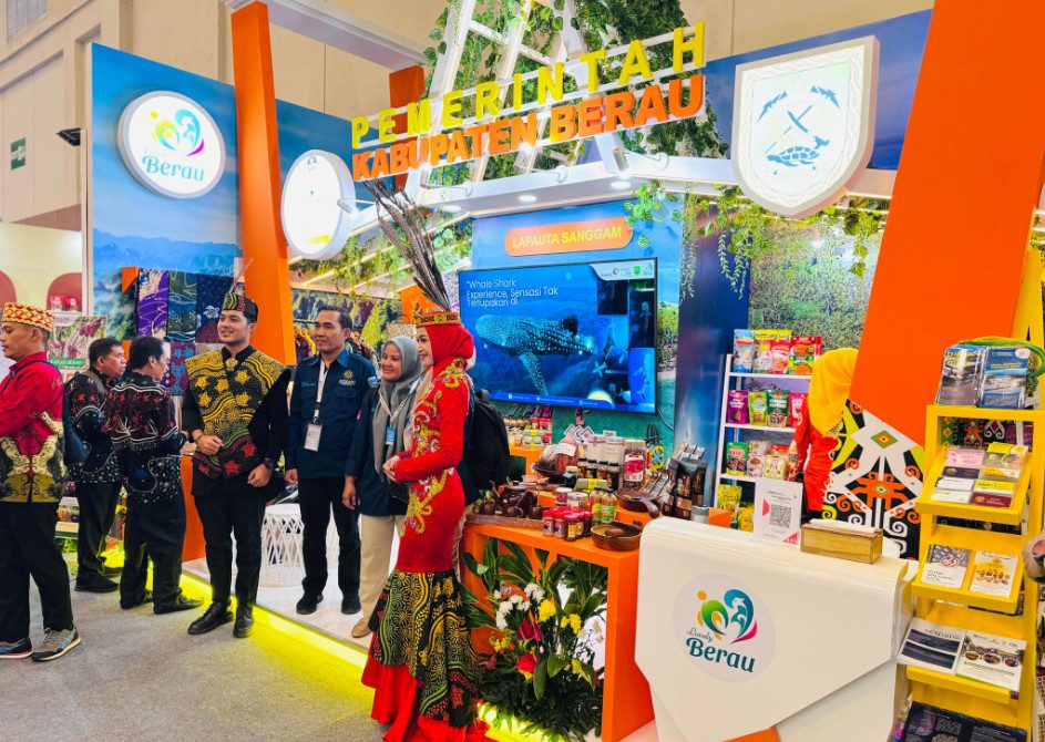 Stand UMKM Pemkab Berau di di acara Apkasi Otonomi Expo 2025, Jakarta