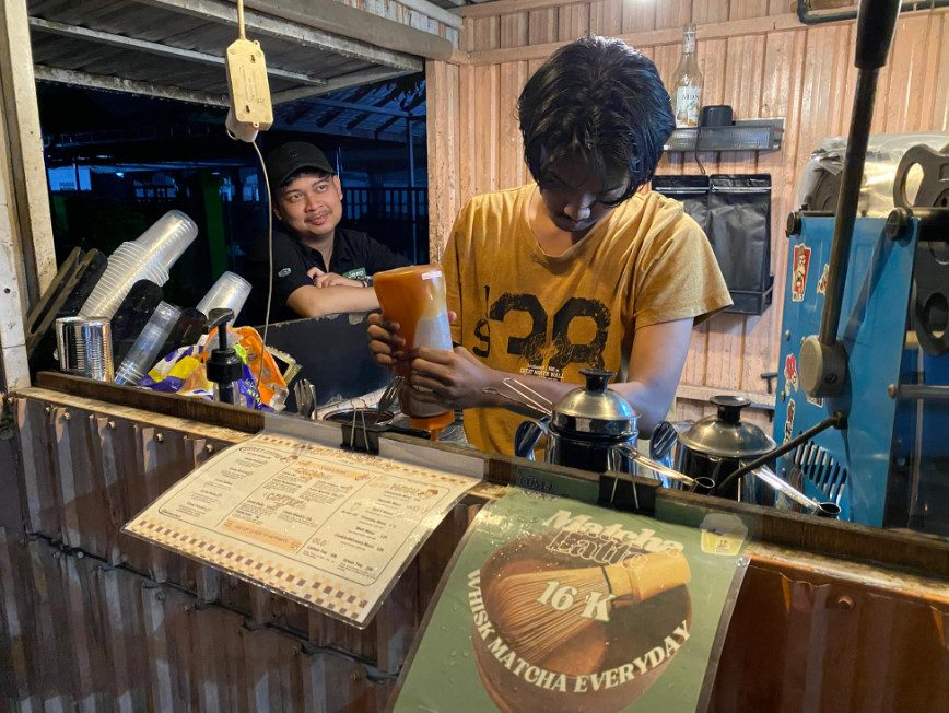 Kisah Arya Rintis Usaha Coma: Berangkat dari Keresahan, Lahirkan Minuman Cokelat Khas Berau