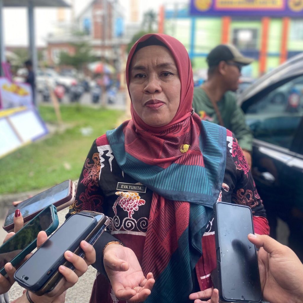 Kepala Dinas Koperasi, Perindustrian, dan Perdagangan (Diskoperindag) Berau, Eva Yunita.
