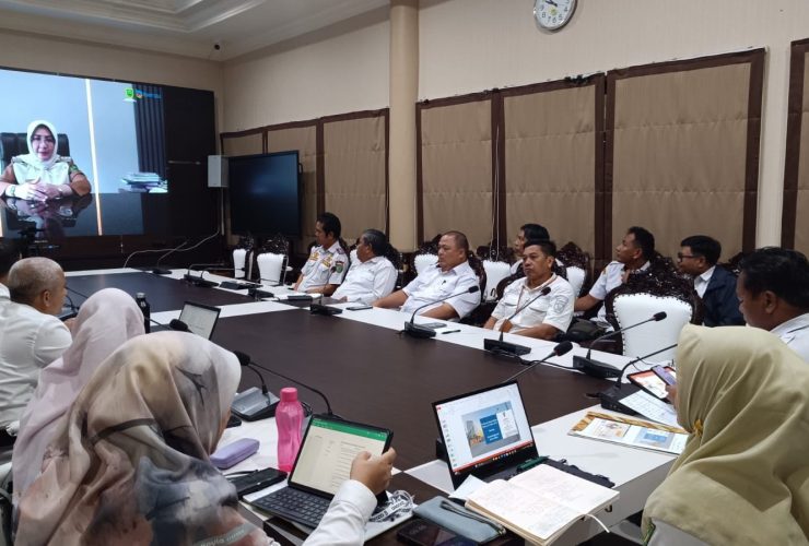 Proses verifikasi secara daring penghargaan Swasti Saba Padapa 2025 dari Kementerian Kesehatan yang diikuti Sekkab Berau, Muhammad Said, Kamis (21/8/2025). (Sulaiman/BT)
