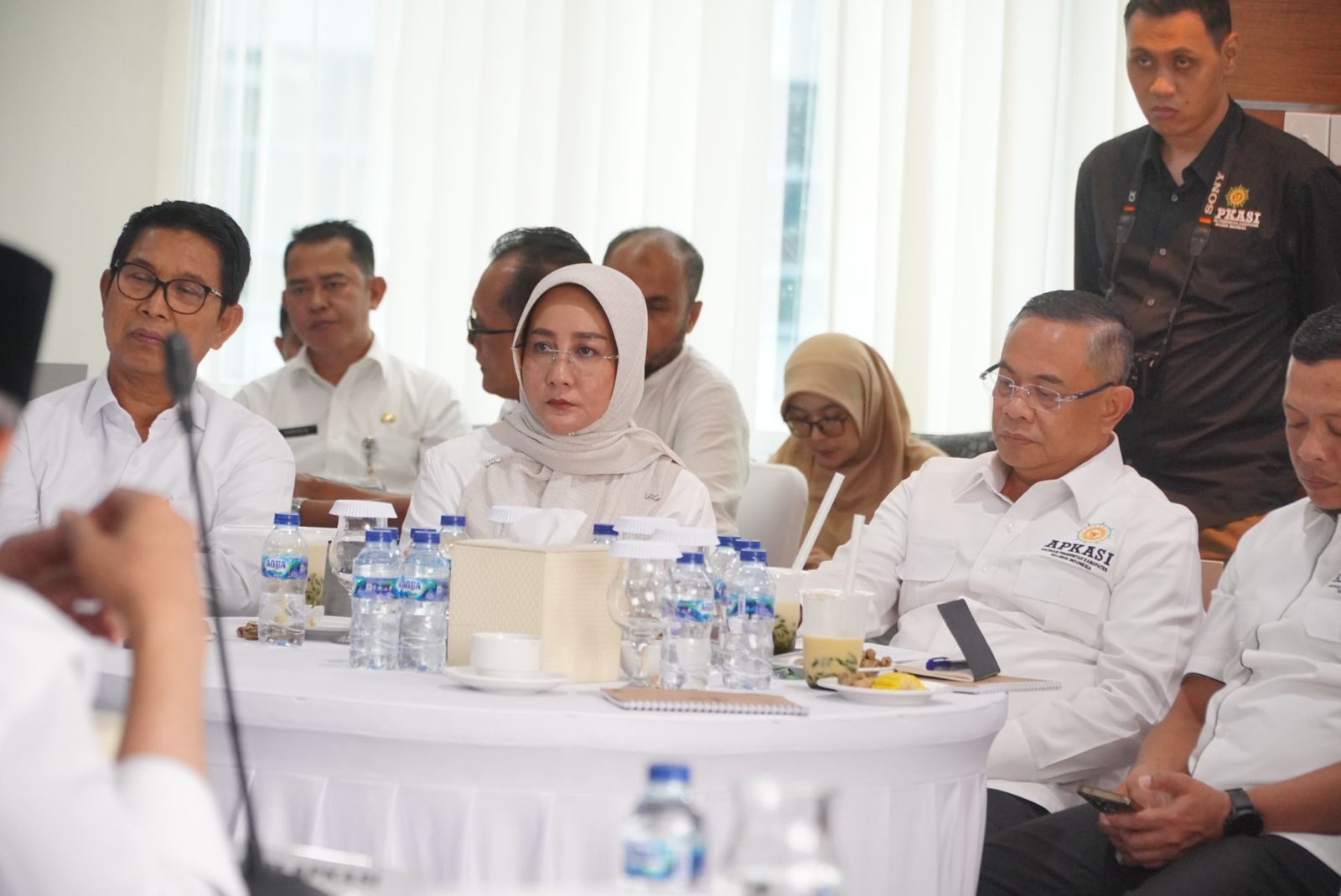 Sri Juniarsih Bahas Tantangan Kemandirian Fiskal Pemerintah Daerah Bersama Apkasi dan Komisi II DPR 