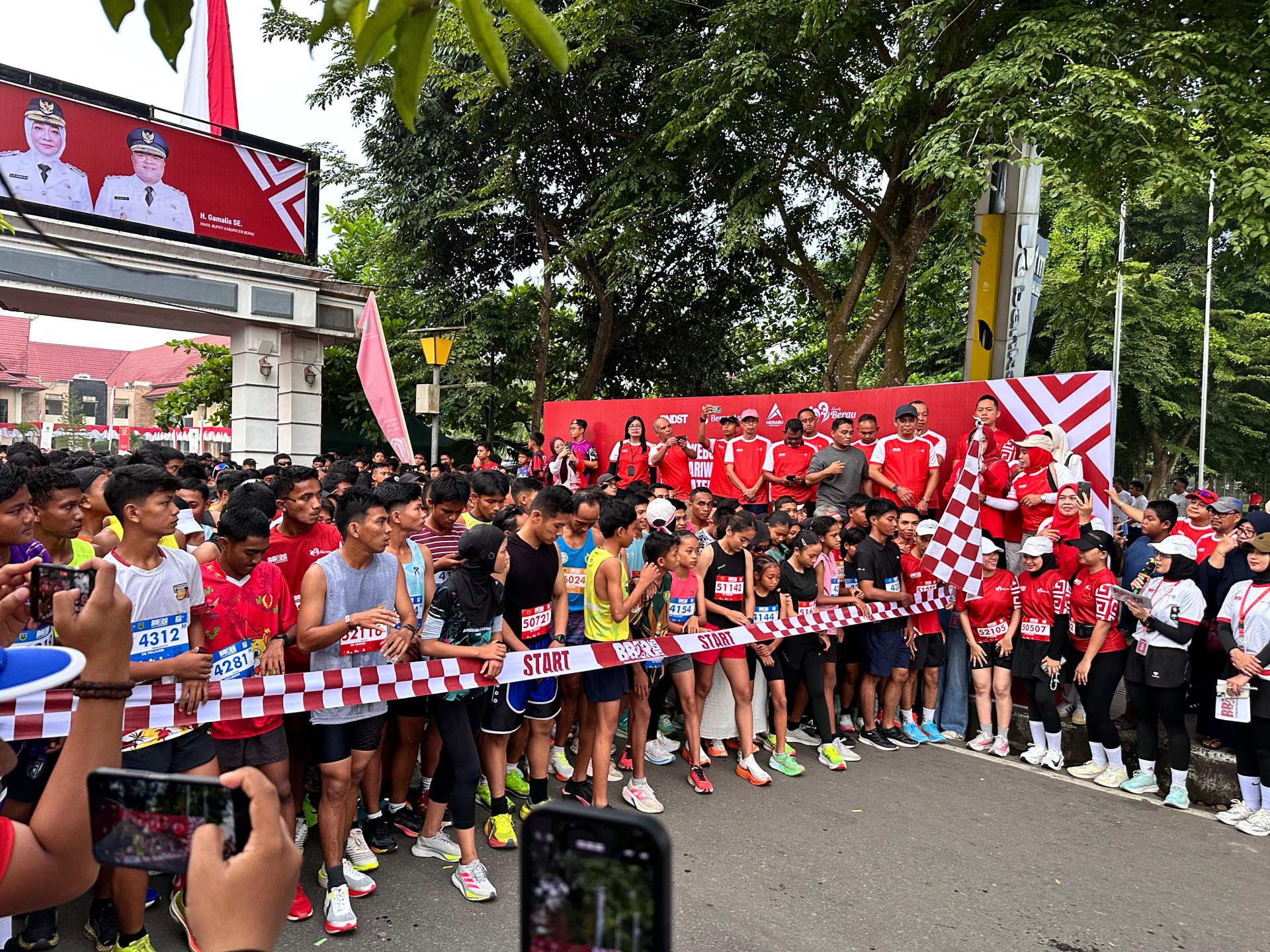 Kabut Asap Karhutla di Berau Belum Usai, Lomba Lari BBIR 2026 Ditunda