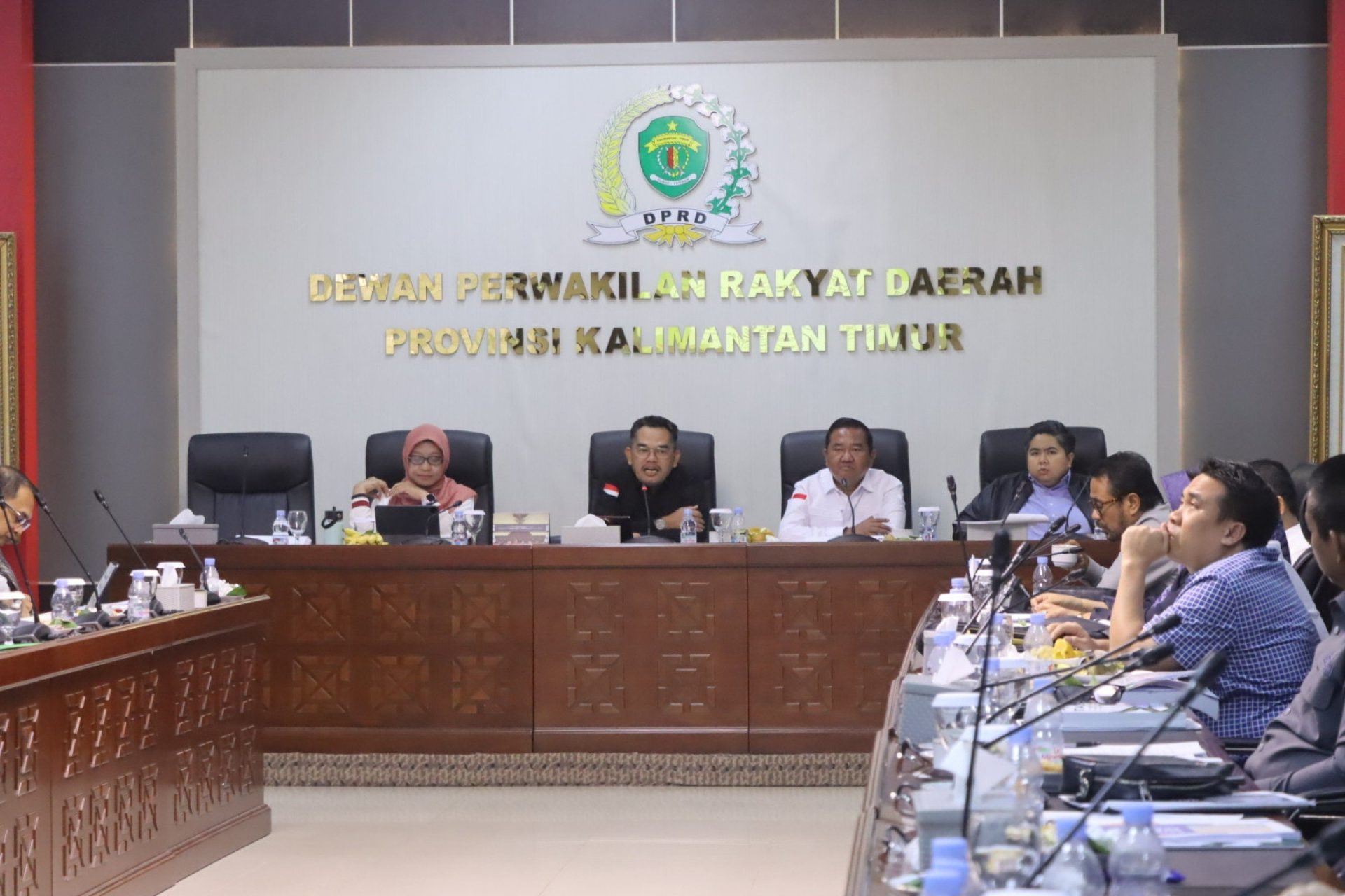 Rapat Banggar DPRD Kaltim, Hasanuddin Mas’ud Kritisi Inkonsistensi Perencanaan Anggaran