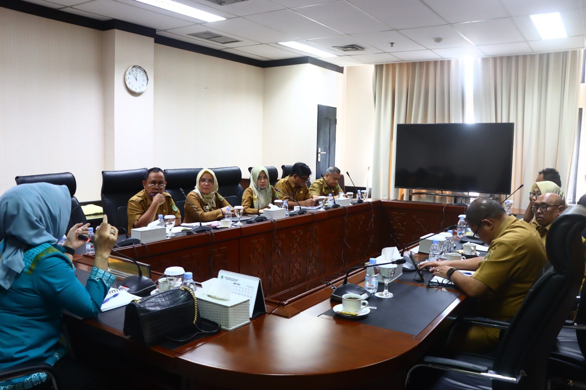 Rapat Internal, Norhayati Usman Minta Jajaran Sekretariat DPRD Kaltim Optimalisasi Penyerapan Anggaran