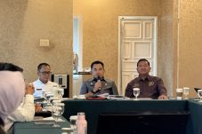 Hasanuddin Mas’ud Soroti Penurunan Pendapatan Daerah dari Batu Bara