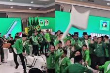 Muktamar PPP Berlangsung Ricuh, Mardiono dan Agus Suparmanto Saling Klaim Jadi Ketum