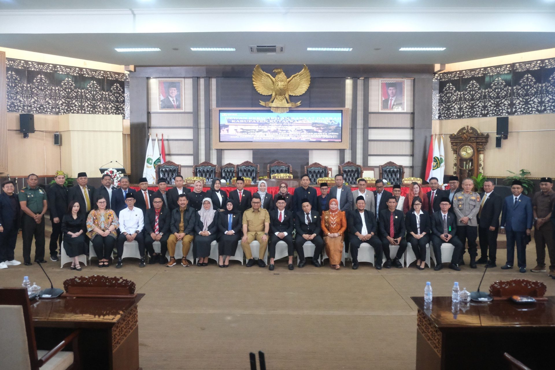 Guntur Hadiri Pelantikan PAW DPRD Kukar, Dorong Optimalisasi Kerja