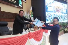 DPRD Kaltim Sahkan Ranperda Pendidikan, Aturan Lama Dinilai Tak Relevan