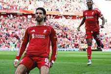 Liverpool Kalahkan Arsenal, Dominik Szoboszlai Nyaman Jadi Bek Kanan