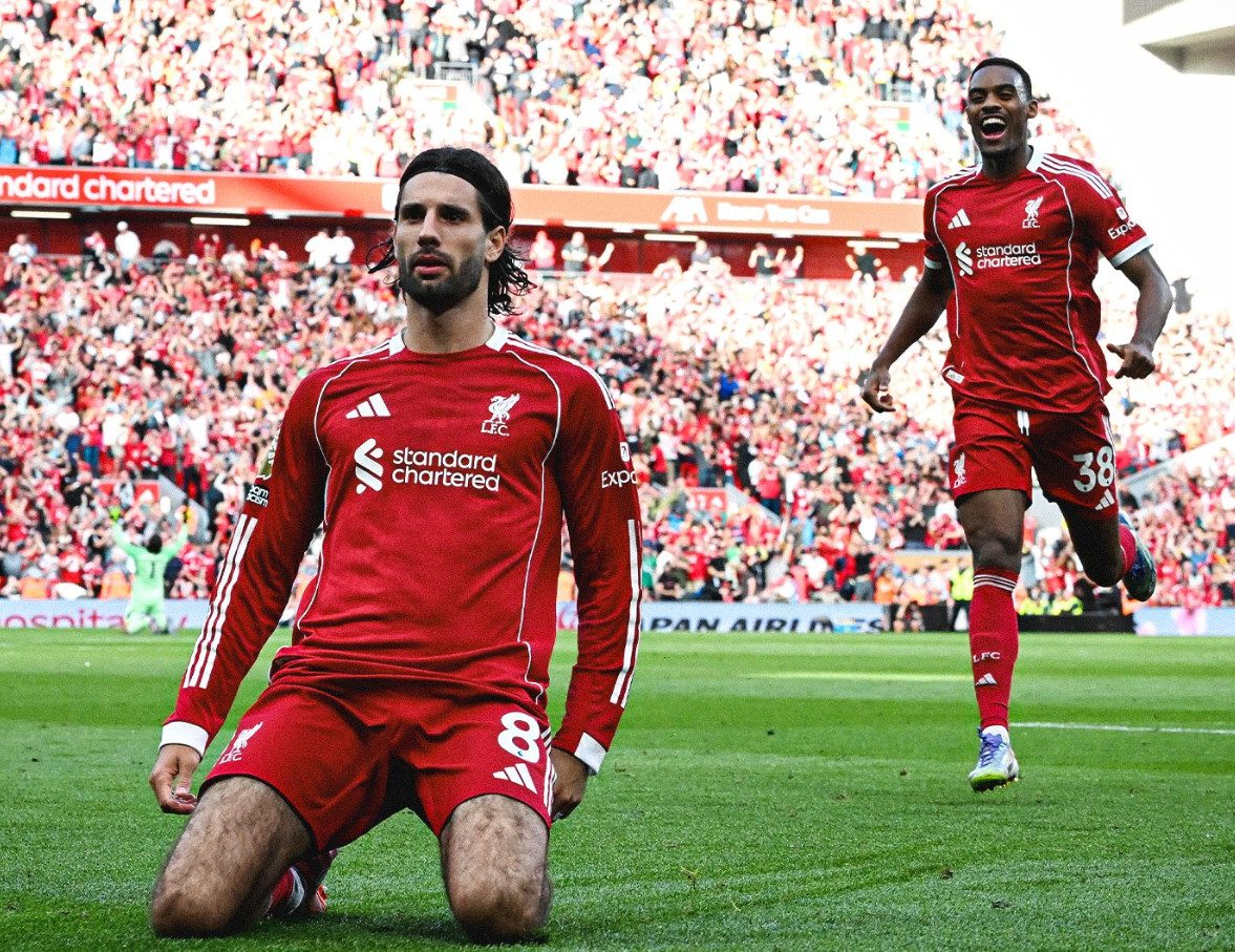 Liverpool Kalahkan Arsenal, Dominik Szoboszlai Nyaman Jadi Bek Kanan