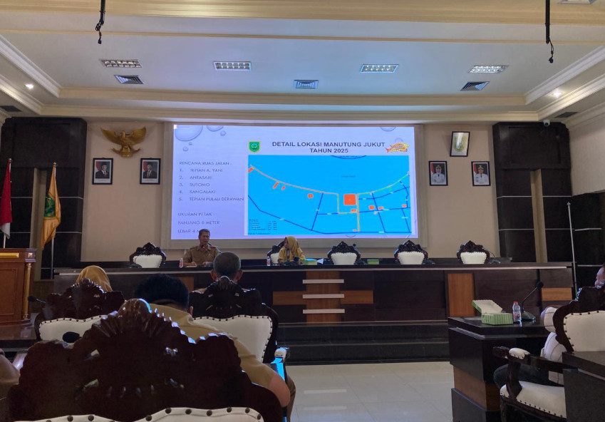 Rapat persiapan festival Manutung Jukut 2025 di Ruang Sangalaki, Kantor Bupati Berau