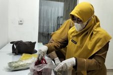 Pastikan Bahan Masakan MBG Aman, Dinas Pangan Berau Lakukan Uji Sampel