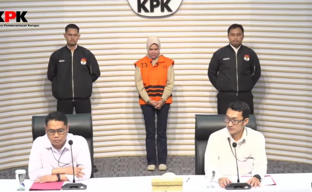 Donna Faroek resmi ditahan KPK