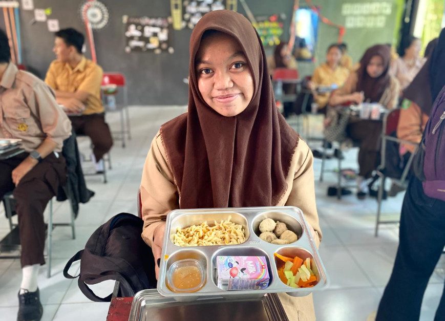 Senangnya Murid SMA PGRI Berau dapat Makan Bergizi Gratis: Jadi Bisa Nabung