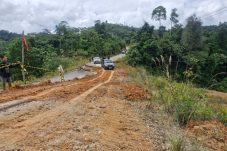 Penanganan Jalan Poros Pegat Bukur, Gamalis Wacanakan Lakukan Perbaikan Permanen 