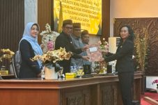 Fraksi Demokrat Perjuangan Kecewa Anggaran Pendidikan Tak Sampai 20 Persen, Perusda Malah Rugi Tak Bisa Beri Dividen