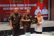 Sri Juniarsih Tekankan Akuntabilitas Jadi Kunci Pembangunan Daerah