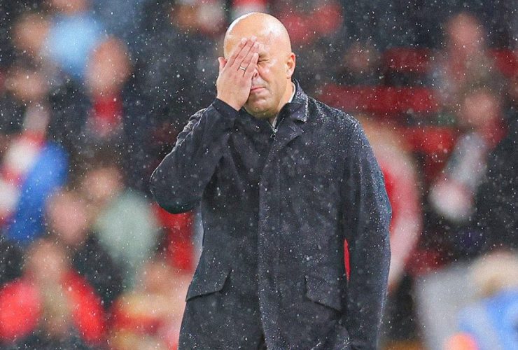 Disoraki Fans Sendiri usai Liverpool Imbang Lawan Tottenham, Posisi Arne Slot Kian Terancam