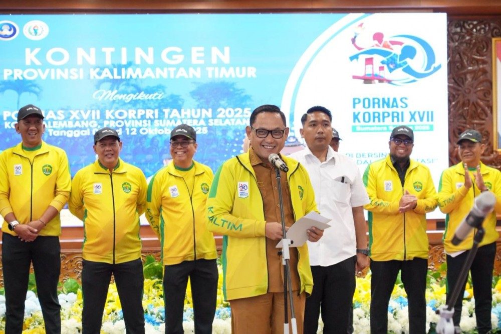 Lepas Kontingen Kaltim, Wagub Seno Aji Target Tiga Besar di Pornas Korpri 2025