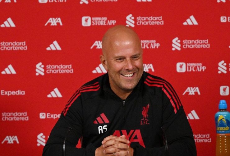 Liga Inggris Liverpool vs Aston Villa, Arne Slot Ogah Ubah Gaya Main Jadi Bertahan