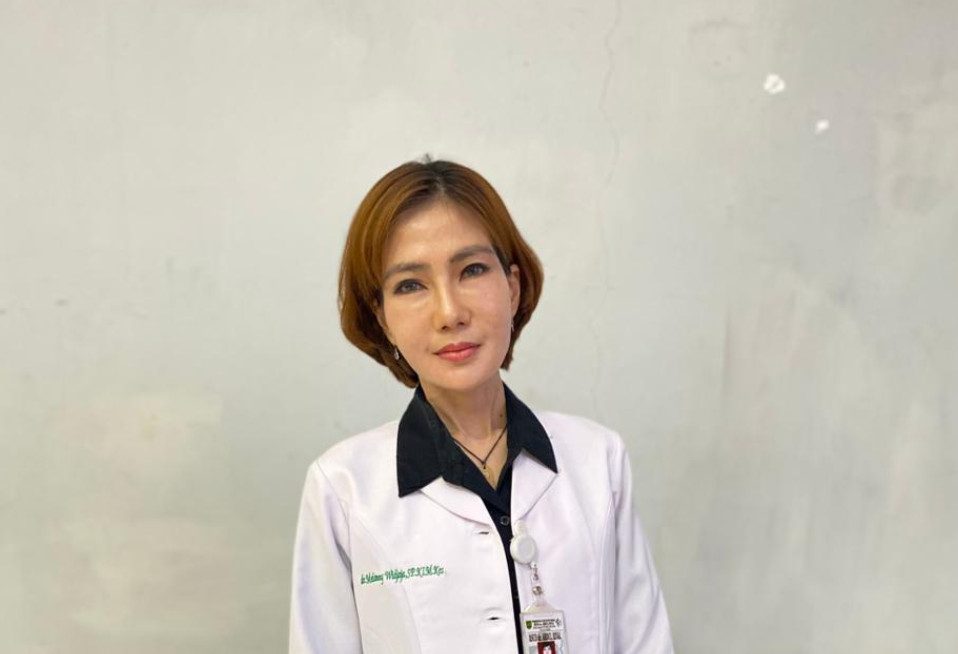 Psikiater RSUD dr Abdul Rivai, dr. Melanny Widjaja. (Diva/BT)