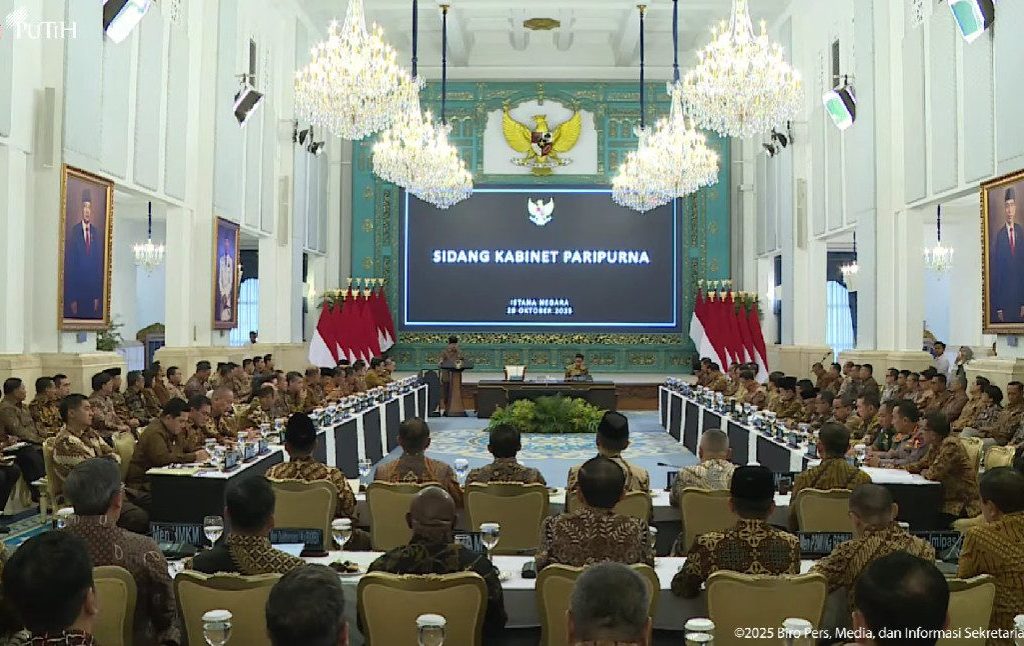 Presiden Prabowo dalam Sidang Kabinet Paripurna (YouTube/BPMI Setpres)