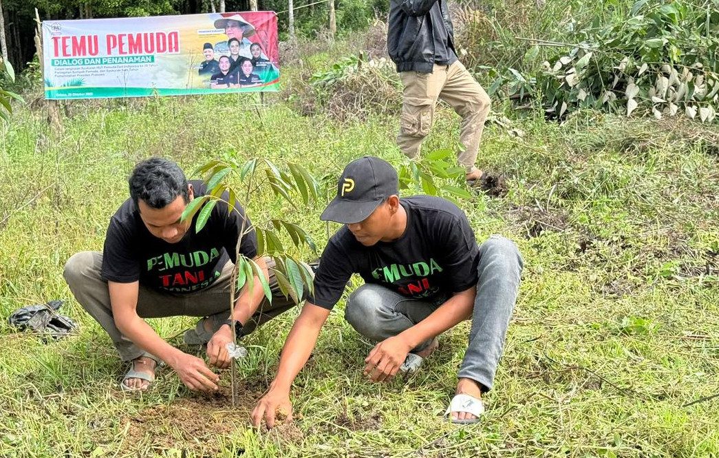 Peringati Hari Sumpah Pemuda, PTI Kaltim Canangkan Gerakan Tanam Bibit Produktif