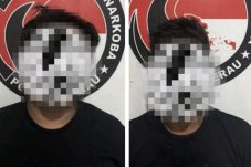 Sembunyikan Sabu di Dompet dan Bungkus Rokok, Dua Pengedar di Sambaliung Diciduk Polisi