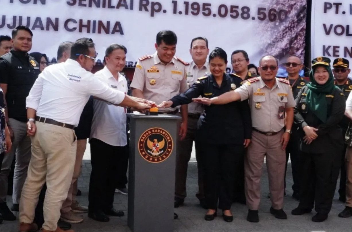 Bukan Bahan Mentah Lagi, Kaltim Mulai Ekspor Veneer dan Bungkil Sawit Senilai Miliaran