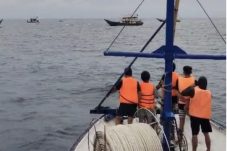 Kapal Bagan Tenggelam Dihantam Badai di Perairan Talisayan, 6 Orang Masih Dalam Pencarian
