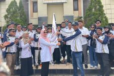 Sri Juniarsih Minta PWI Berau Pertahankan Juara Umum Porwada di Bontang