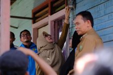 234 Rumah Nikmati Sambungan Listrik Gratis, Sri Juniarsih: Target 2027 Berau 100 Persen Berlistrik