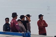 Cuaca Buruk Hambat Pencarian 6 ABK Kapal Bagan yang Hilang di Perairan Talisayan