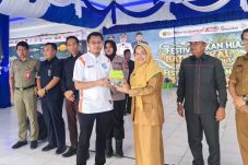 Langkah Nyata Lawan Stunting, Berau Gelar Festival Ikan Hias dan Bazar UMKM Meriah Sambut Hari Ikan Nasional 2025