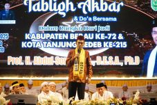 Berau Bersholawat! Ribuan Warga Antusias Sambut Tabligh Akbar Bersama Ustaz Abdul Somad