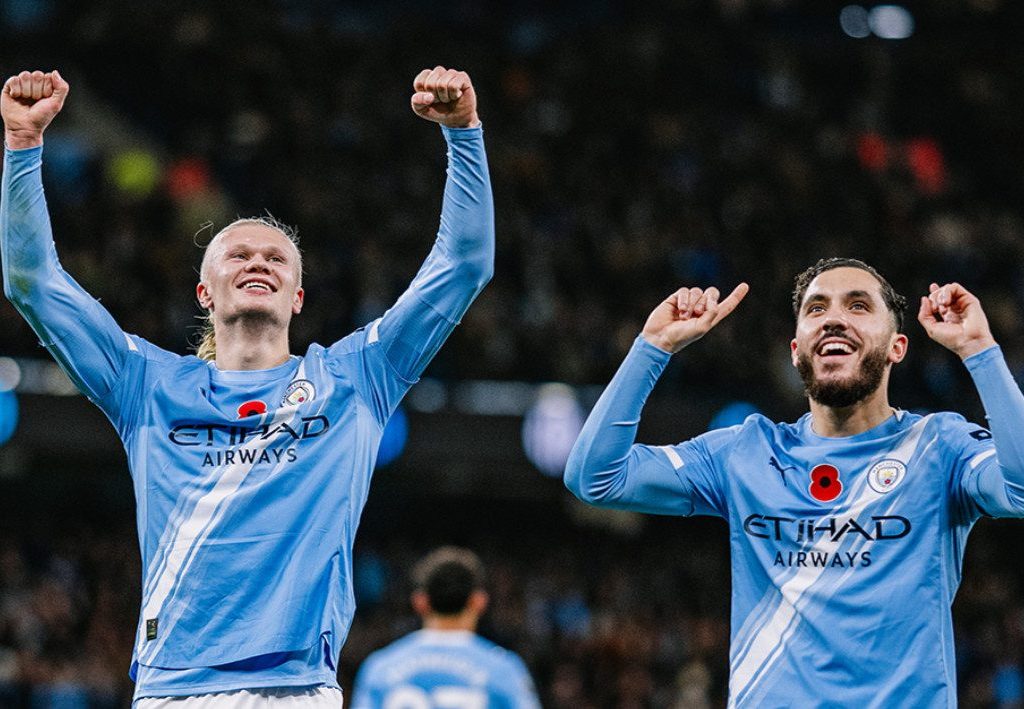 Erling Haaland dan Rayan Cherki di laga Manchester City vs Bournemouth (X/@ManCity)